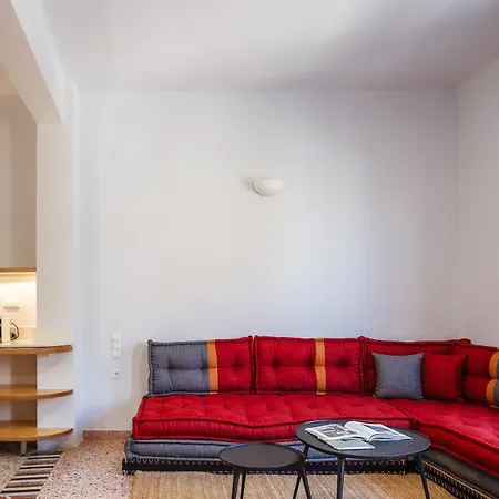 Chryssi 02, Comfort & Style, Centrally In Rethymno, Close To The Resmo