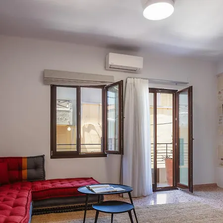 公寓 Chryssi 02, Comfort & Style, Centrally In Rethymno, Close To The