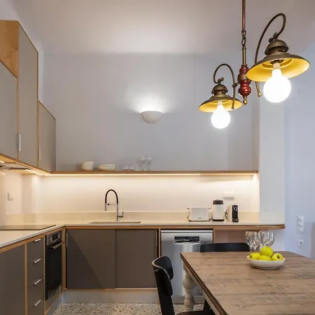 Daire Chryssi 02, Comfort & Style, Centrally In Rethymno, Close To The Resmo