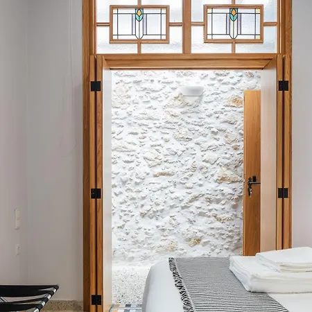 Daire Chryssi 02, Comfort & Style, Centrally In Rethymno, Close To The