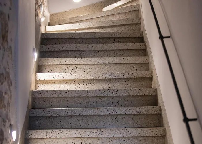 Apartamento Chryssi 02, Comfort & Style, Centrally In Rethymno, Close To The Rétino