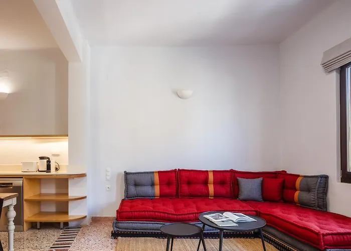 Chryssi 02, Comfort & Style, Centrally In Rethymno, Close To The Retimno